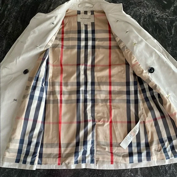 🌼 AUTHENTIC - Burberry Kids Classic Trench Coat 🌼 - Picture 2 of 10